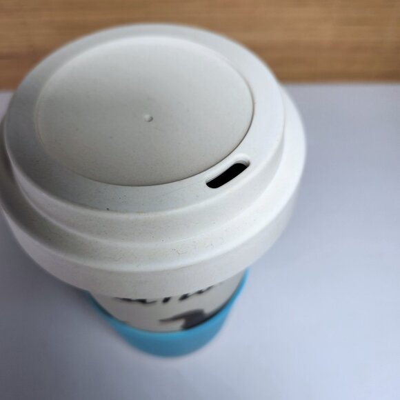 Milly Green Dachshund Tumbler with Lid and Silicone Sleeve British Design - Picture 2 of 6